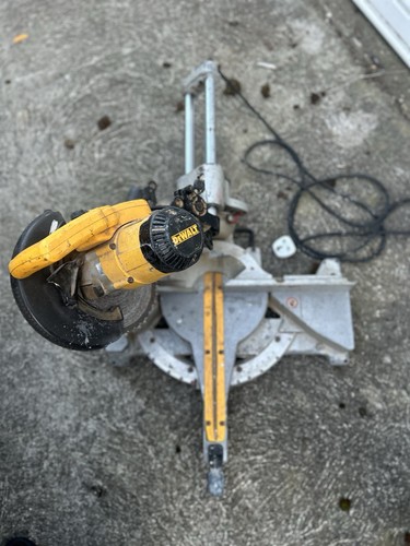 D12 mitre saw de walt - de,
