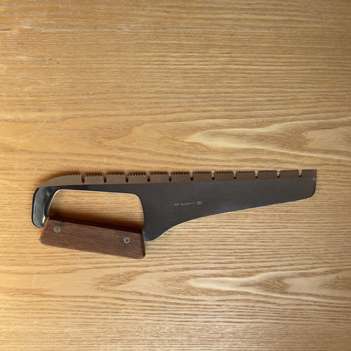 Wooden handled vintage - wooden, yax