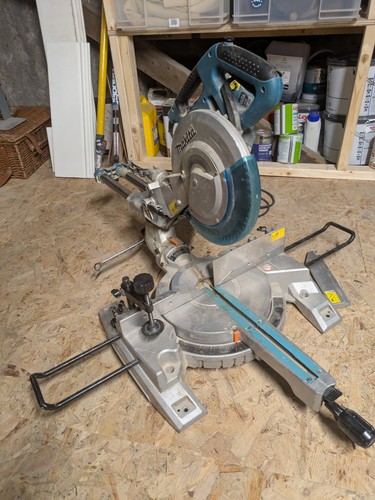 Makita ls1018l 240v mitre - 240v,